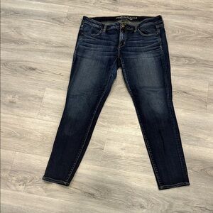 American Eagle Outfitters Women's super low skinny Jeans size 14